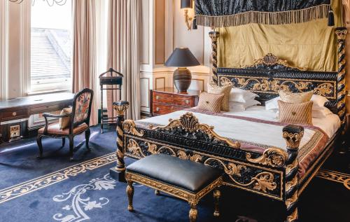 Sloane Suite at 11 Cadogan Gardens