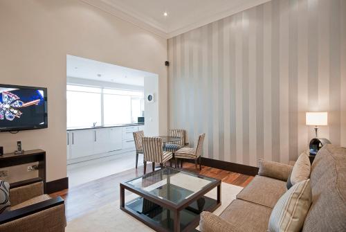 Superior Two-Bedroom Apartment