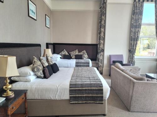 Superior Family Room