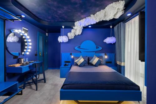 Space Oda