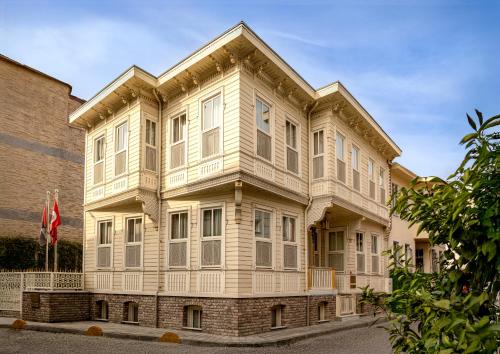 Dört Yatak Odalı Lüks Konak - Ek Bina