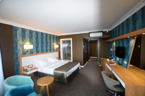 Deluxe Çift Kişilik veya İki Yataklı Oda - Şehir Manzaralı