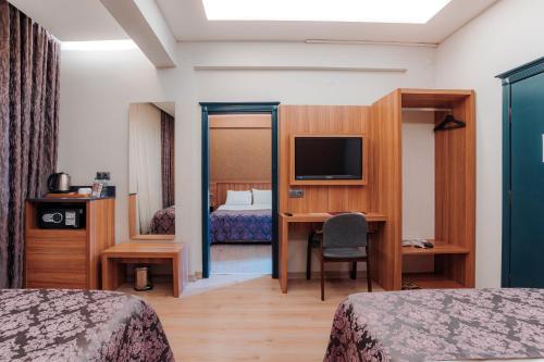 Family Room - Sea View