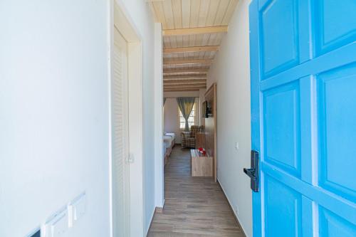 Triple Room with Balcony