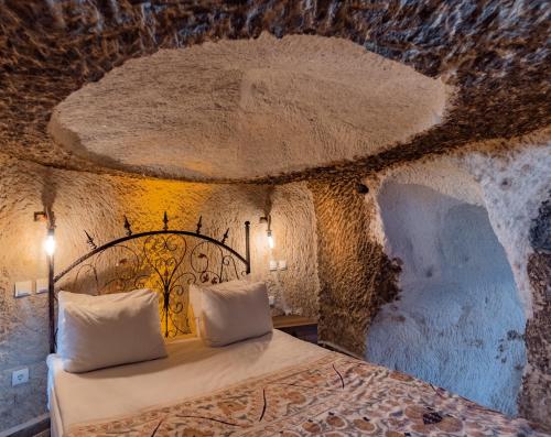Balkonlu Spa Küvetli Süit