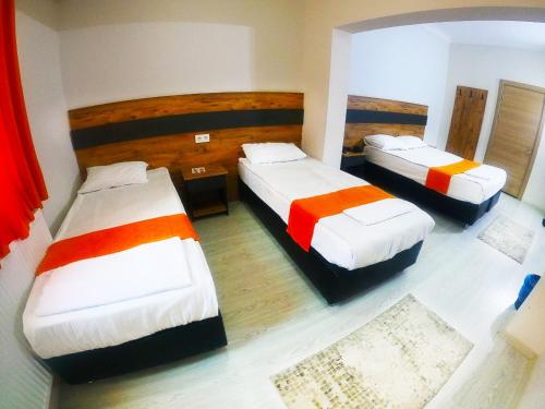 Triple Room with Bathroom