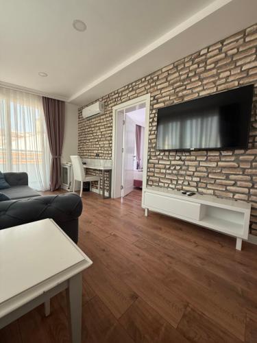 Suite with Balcony