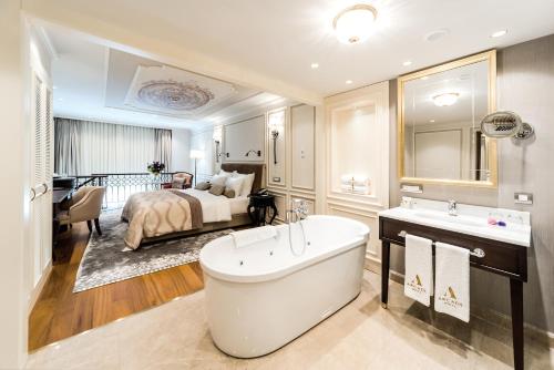 Duplex Comfort Suite