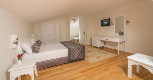 with Terrace Suite