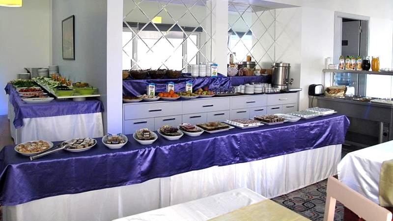 Arya Hotel