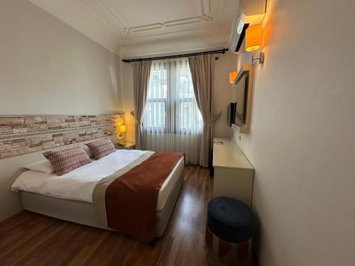 Economy Double or Twin Room