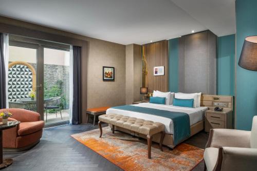 Double Room - Garden View