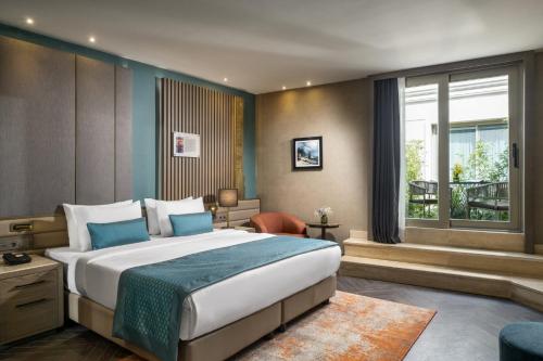 Deluxe Double Room - Garden View