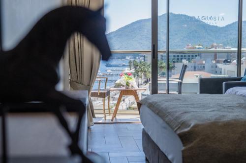 Side Sea View Standard Room