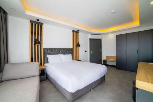 Deluxe Double or Twin Room - Sea View