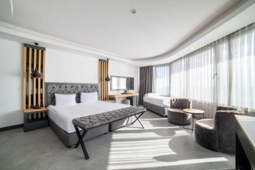 Superior Double or Twin Room - Sea View