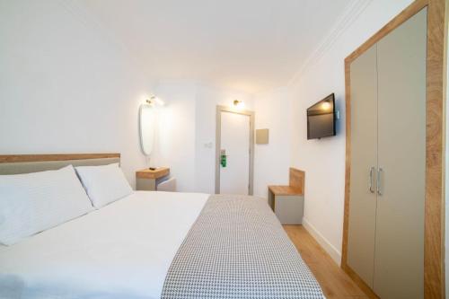Double Room - With Balcony