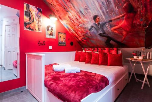 Deluxe Double Room with Shower