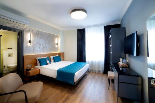 Standard Double or Twin Room