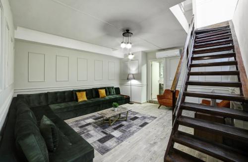 Duplex Apartment with Garden
