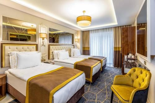 Deluxe Üç Kişilik Oda