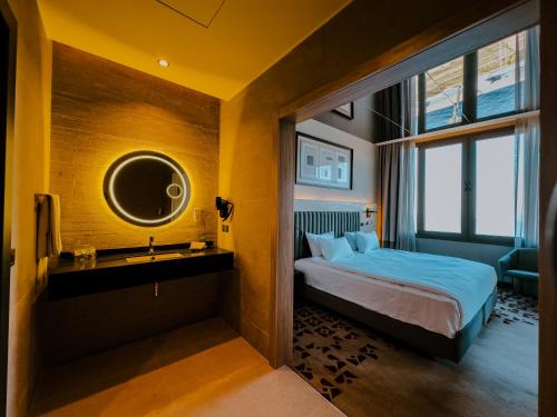 Sea View Deluxe King Room