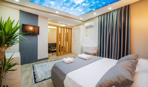 Deluxe Family Room