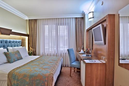 Double Room or Twin Room