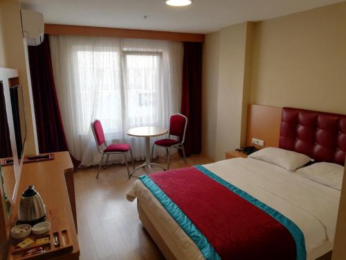 Economy Double Room