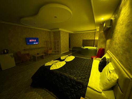 Large Double Room