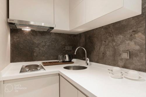 Studio + çekyatlı kanepe