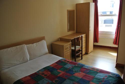 Çift Kişilik Oda - En-Suite Banyolu