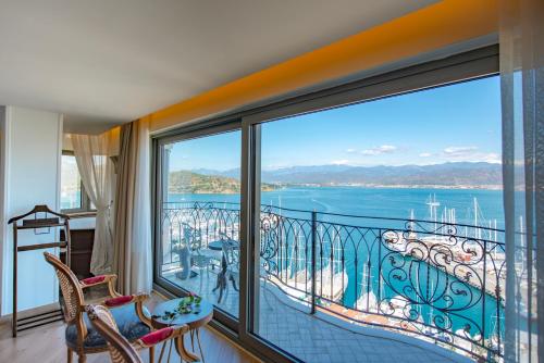 King Suite with Hot Tub, Private Turkish Bath