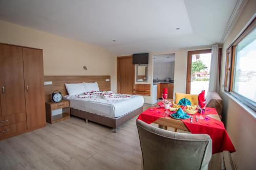 One Bedroom Apartment (4 Adults)