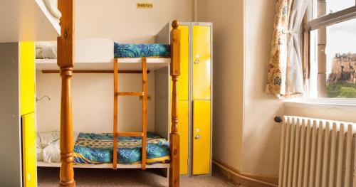 Bed in 10-Bed Mixed Dormitory Room 