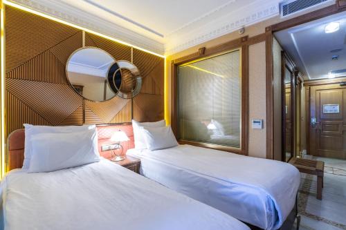 Standart Üç Kişilik Oda - Spa Küvetli