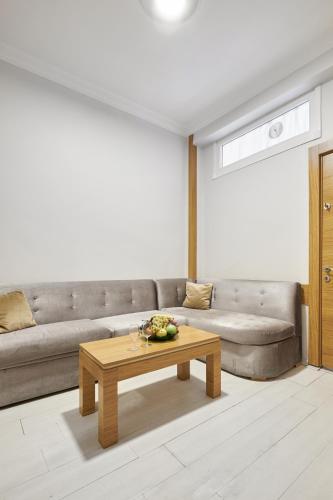 Deluxe Apartment - Ground Floor