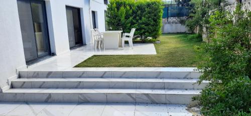 Apartment - Garden View
