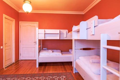 Bed in 6-Bed Mixed Dormitory Room