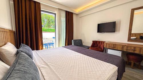 Suite - Garden View