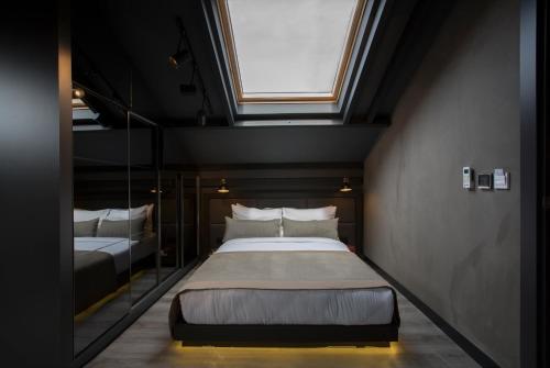 Corner Suite with Terrace