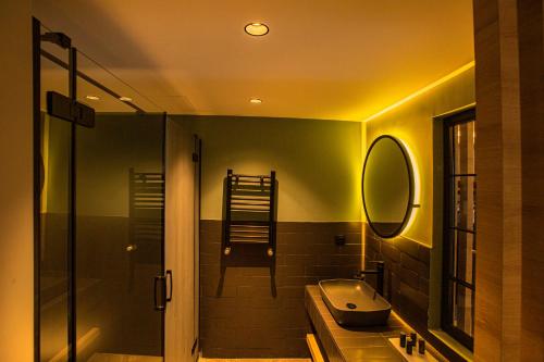 SUIT - SPA KÜVETLİ, BAHÇELİ