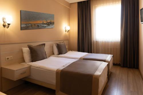 Standart Çift Kişilik veya İki Yataklı Oda
