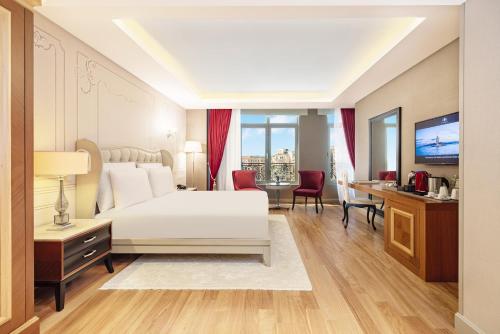 Executive Çift Kişilik veya İki Yataklı Oda - Şehir Manzaralı
