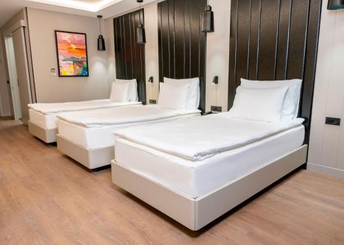Deluxe Üç Kişilik Oda