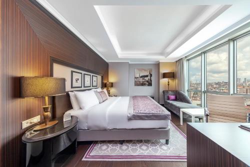 Executive Room with Prince's Islands View - Lounge Access