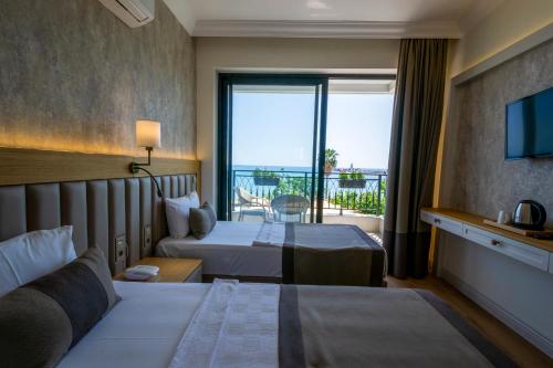Twin Room - Sea View