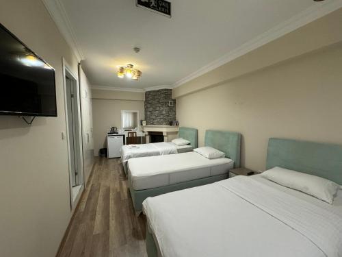 Triple Room - Garden View