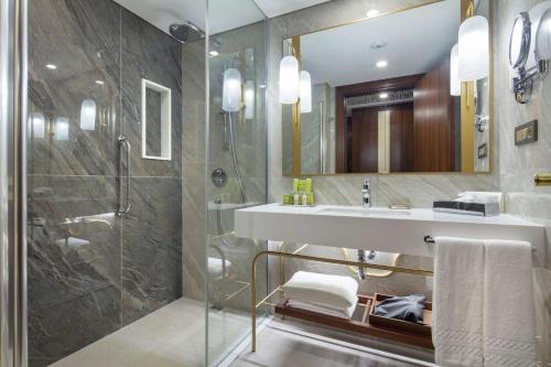 Twin Room - City View