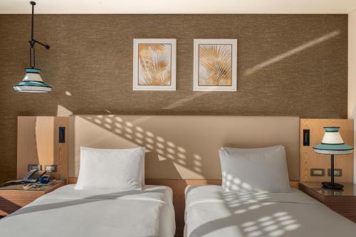 Junior Twin Suite